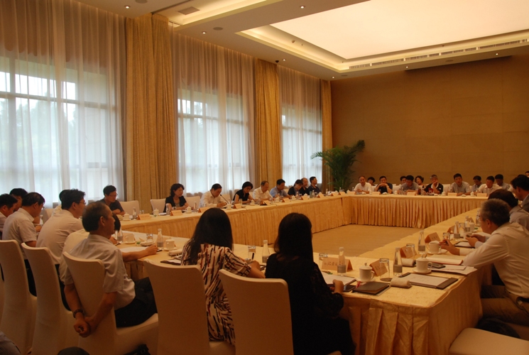 傾聽企業(yè)訴求構(gòu)建服務(wù)型政府——市政府召開外資企業(yè)座談會