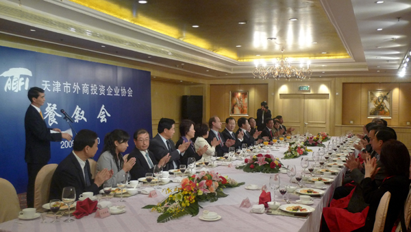 市外企協(xié)會(huì)搭建平臺(tái)舉辦“餐敘會(huì)”副市長任學(xué)鋒出席